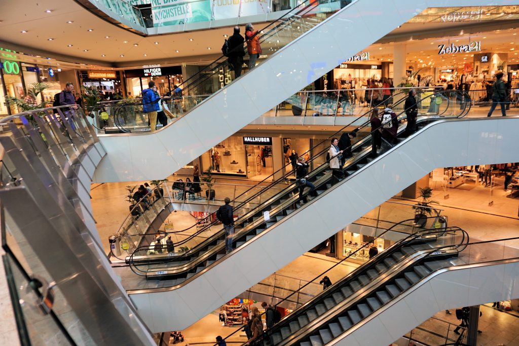 American companies in Japan in retail